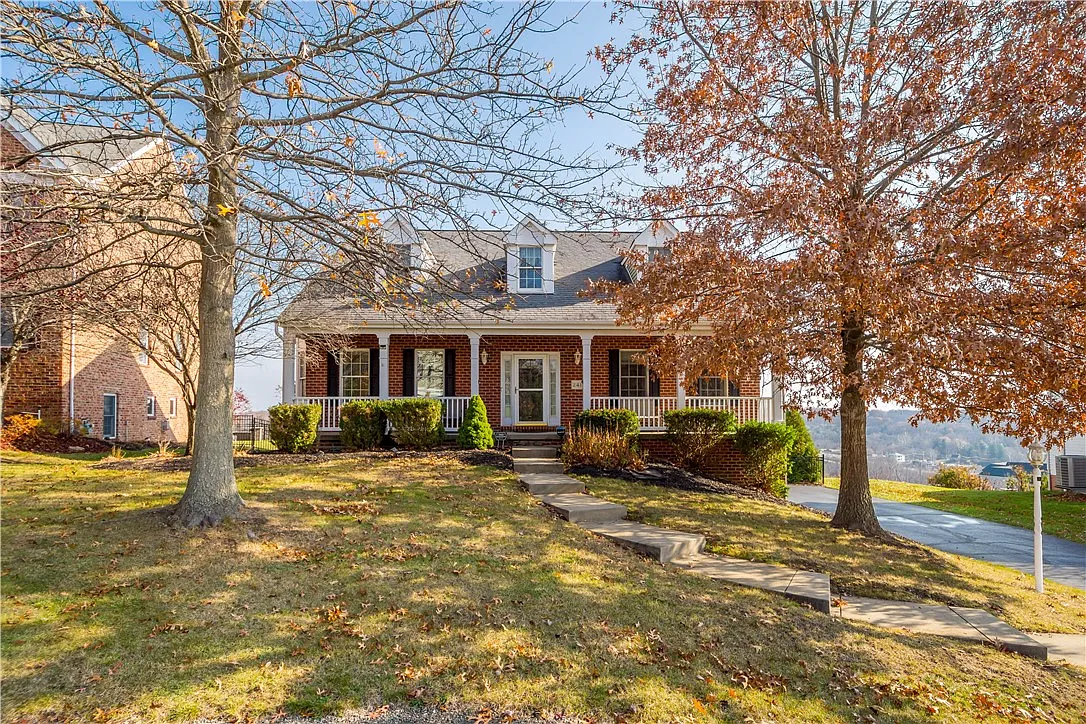 241 Molly Dr photo 1