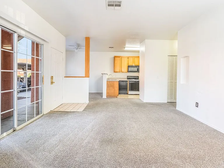 4730 E Craig Rd #1034 — Photo 3