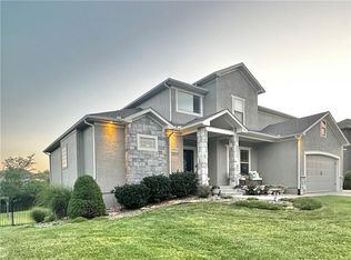 1226 Hillmann Ln, Warrensburg, MO 64093