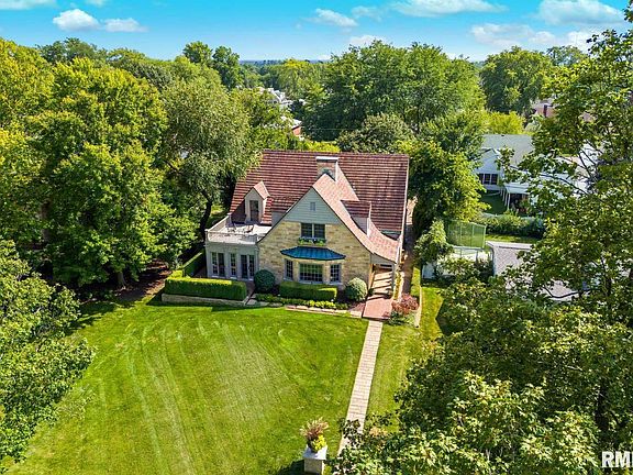 3rd image of 4943 N Grandview Dr