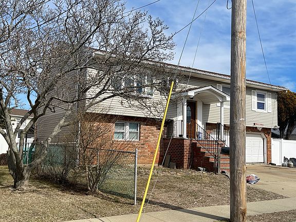 3rd image of 169 Meister Blvd