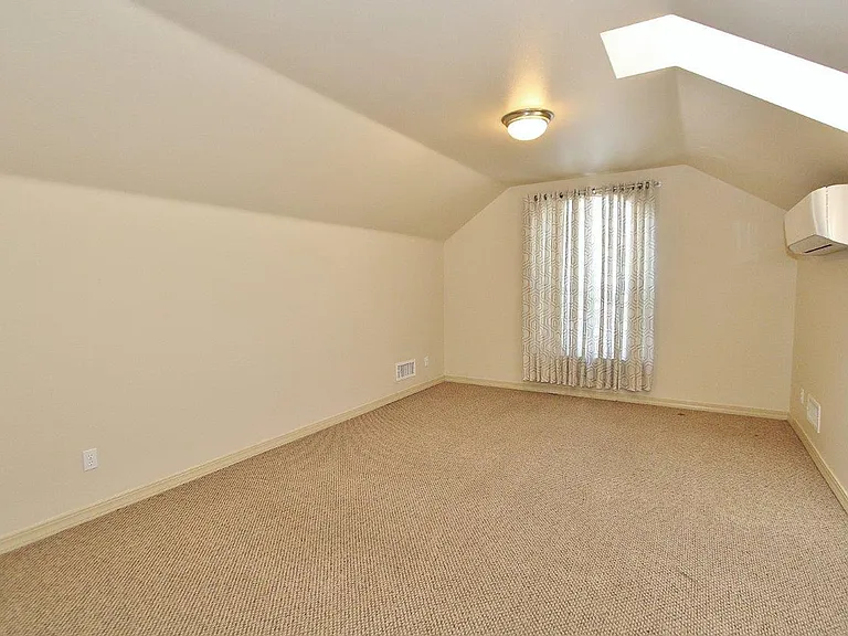 2074 S Tollgate Way — Photo 20