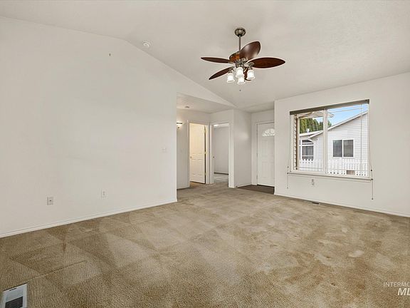 5th image of 338 W Birmingham Dr