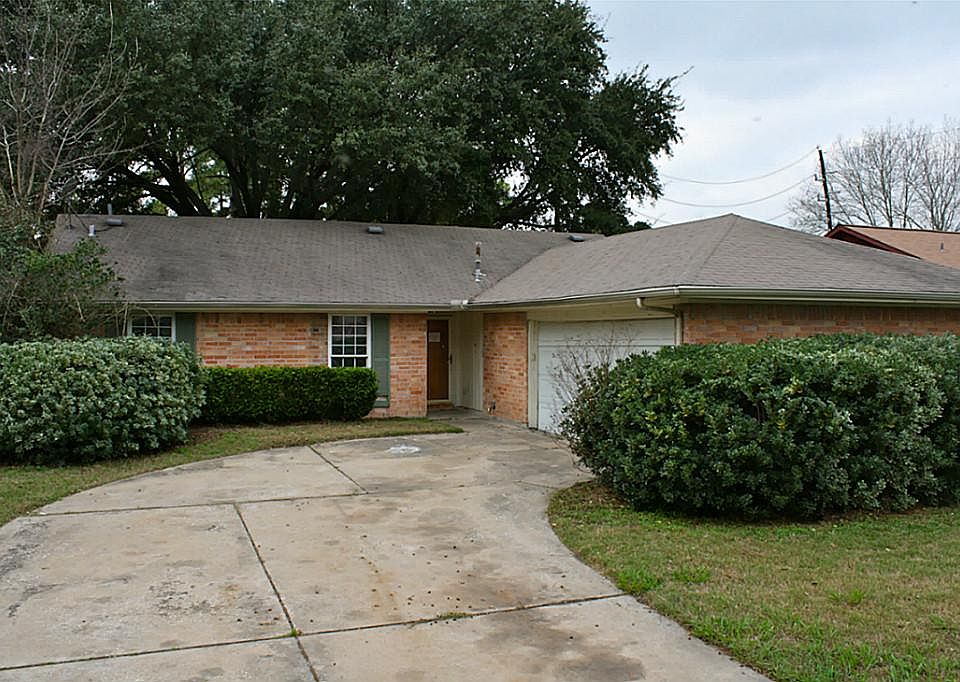 1st image of 7359 Woodoak Dr