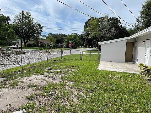 4th image of 3375 Melody Ln