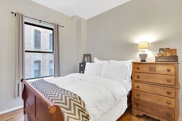 Rented by Cooper & Cooper Real Estate | media 12