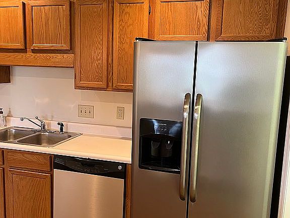 4th image of 4911 N Arbor Woods Ct APT 302