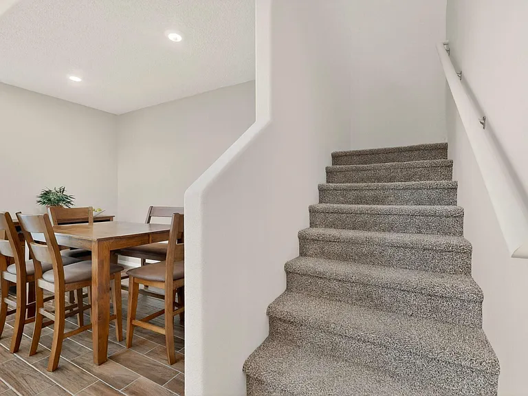 4139 Silver Springs Rd NE — Photo 7