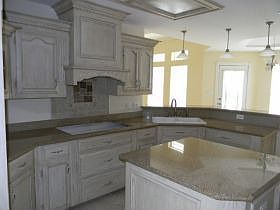 3rd image of 5510 Falcon Crest Ln