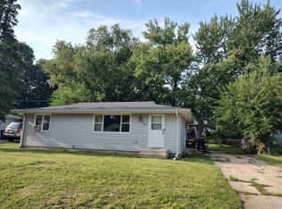 134 Bullard St, Poplar Grove, IL 61065
