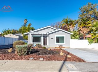 144 Granada Dr #1, Mountain View, CA 94043