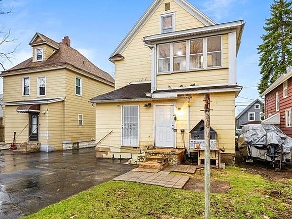 2nd image of 26 Date Ave