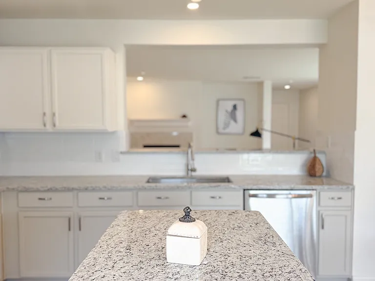 125 Harvest Hill Ln — Photo 8