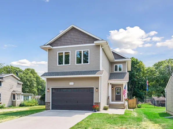 4663 Suffolk Rd, Mound, MN 55364