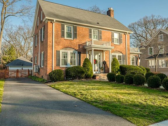 2nd image of 89 Dover Rd