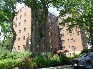 2345 Linwood Ave APT 1H, Fort Lee, NJ 07024