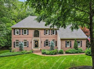 4 Newfane Rd, Bedford, NH 03110