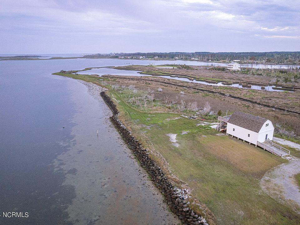 1st image of 195 Backshore Lane