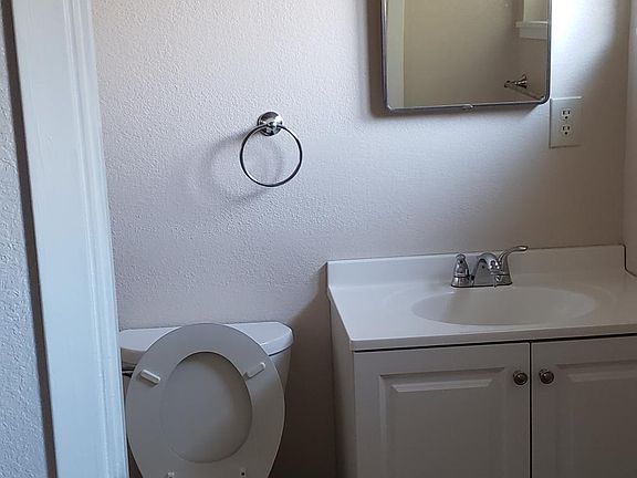 2nd Bathroom