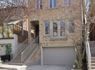 1065 Spadina Rd, Toronto, ON M5N 2M7