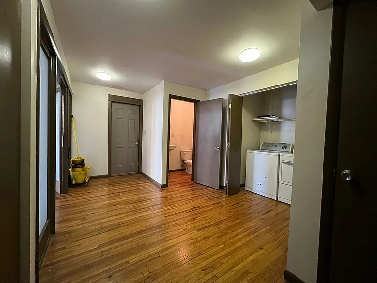 313 Park Central E #302 — Photo 7