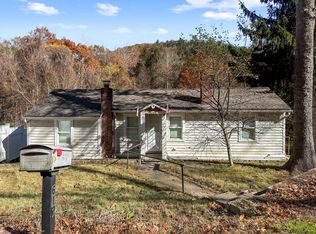 612 Kent Rd, Gaylordsville, CT 06755