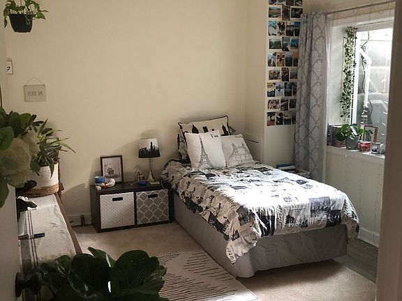 3rd image of 4185 University Dr #3