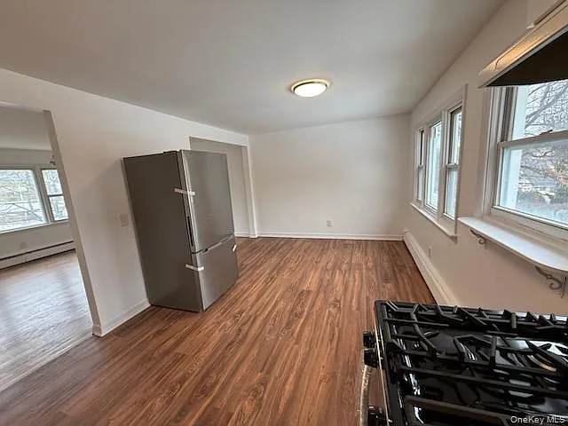 161 Glen Cove Ave #2 — Photo 5