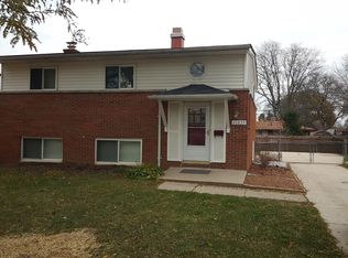 20855 Fleetwood St, Clinton Township, MI 48035
