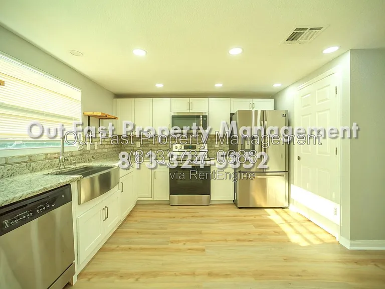 4811 N 30th St — Photo 14