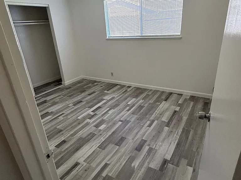 9652 Lake Natoma Dr — Photo 13