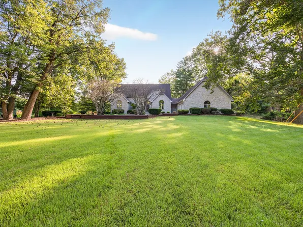 10124 Israel Rd, Terre Haute, IN 47802