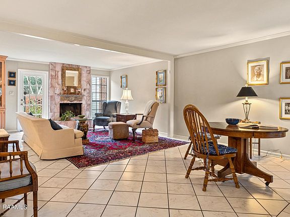 5th image of 203 Briargate Cir