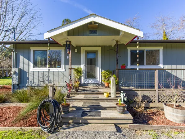 7518 Elk River Ct, Eureka, CA 95503