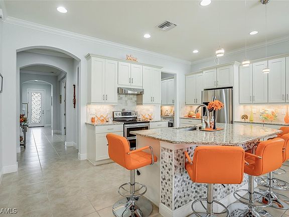 4th image of 10638 Carena Cir