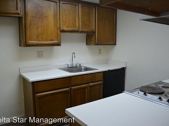 5th image of 6929 Trovita Way