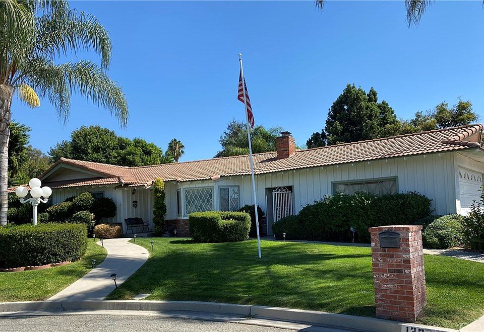 1st image of 132 Park Vista Ln
