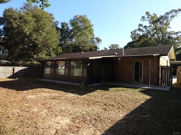 2nd image of 3088 Skycrest Dr