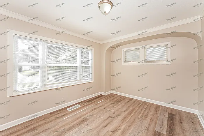 805 Woodland Ave — Photo 8