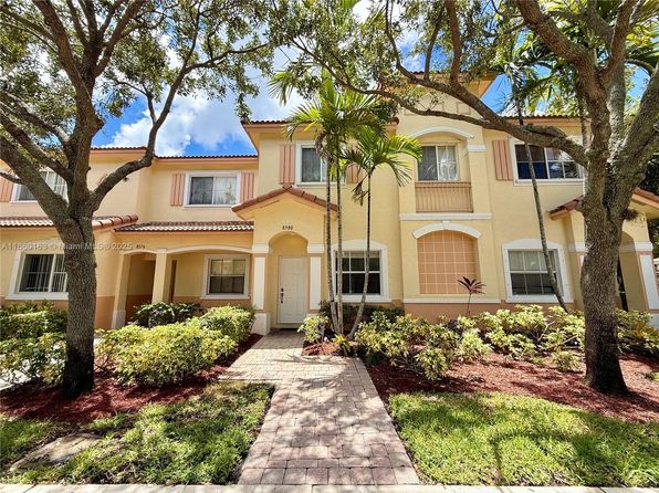 8380 SW 25th Ct #104