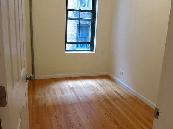 3rd image of 520 E 79th St APT 3A