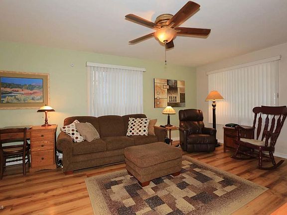 5th image of 2202 W Avalon Dr