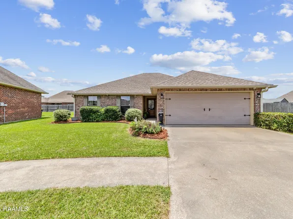 105 Fanfare Ln, Lafayette, LA 70507