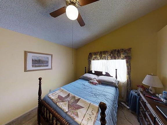 3rd image of 9936 Dean Acre Dr