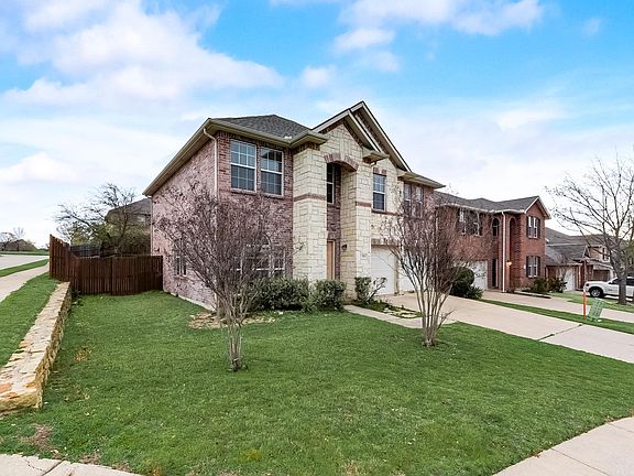 4th image of 9814 Tucker Ln