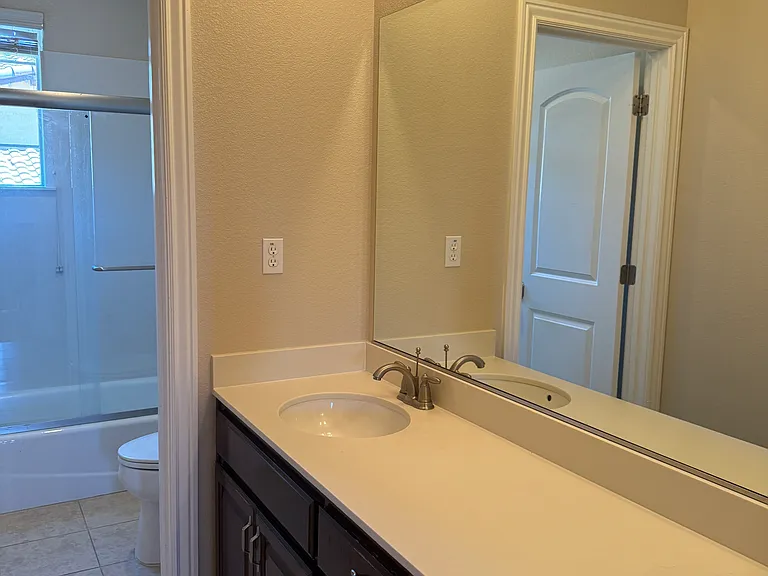 7056 Emerson Ln — Photo 23