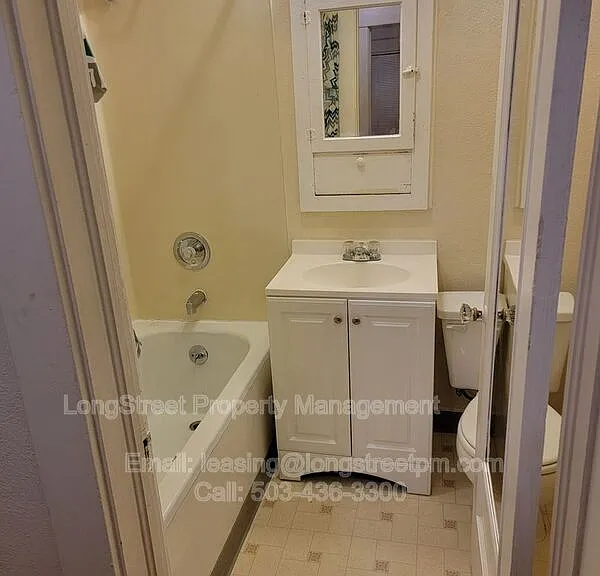 1745 NW Jackson Ave #4 — Photo 12