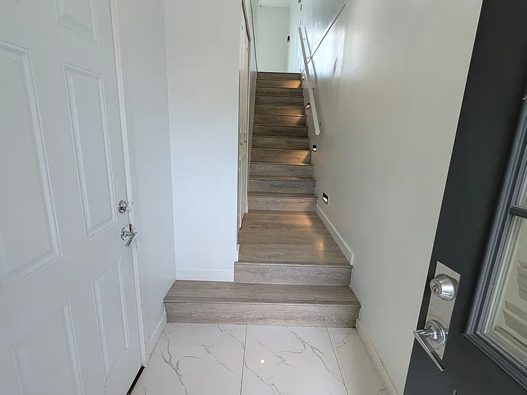 1295 Soball St #40 — Photo 2