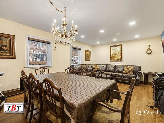 2nd image of 890 E 16th St APT 2