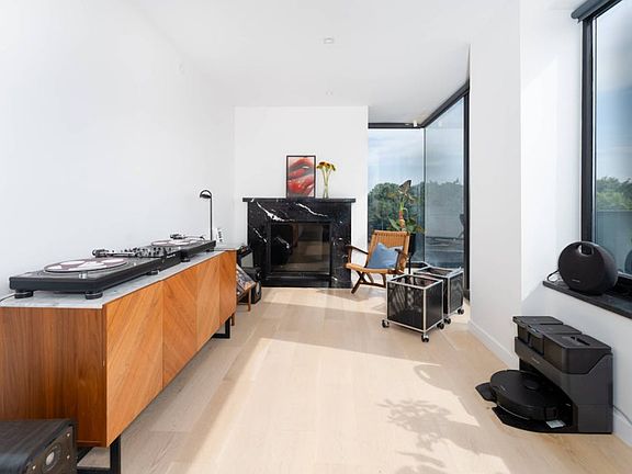 4th image of 66 Nassau Ave #Penthouse